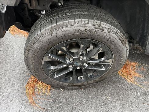 Used 2025 Jeep Wrangler Sahara w/ Safety Group image 10