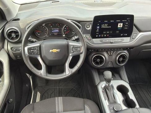 Used 2024 Chevrolet Blazer LT w/ Convenience Package FWD image 23