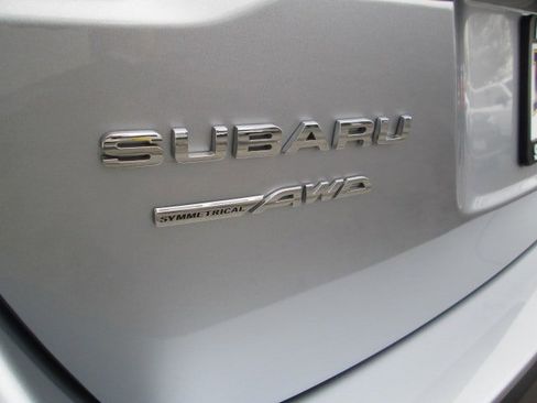 Used 2024 Subaru Outback Premium image 7