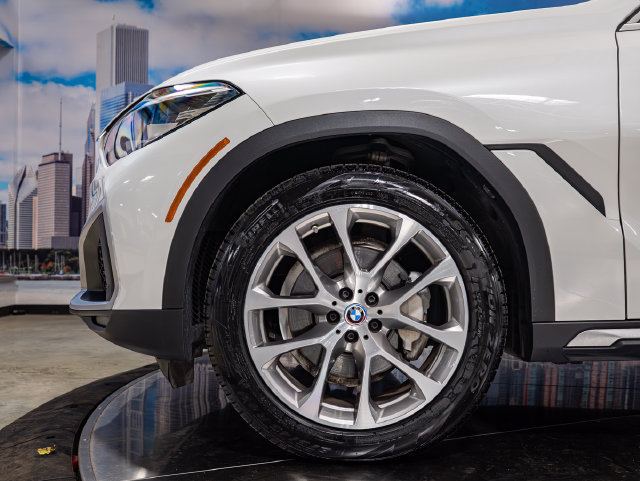 Used 2023 BMW X6 xDrive40i AWD/4WD image 7