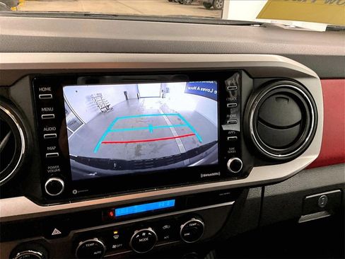 Used 2021 Toyota Tacoma SR5 image 19