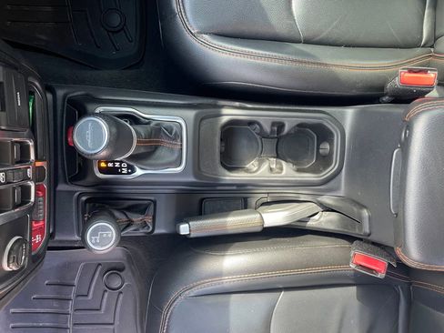 Used 2021 Jeep Gladiator Mojave image 18