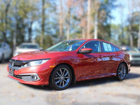 Used 2019 Honda Civic EX image 3