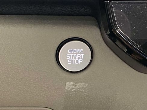 New 2026 Kia Carnival SX Prestige FWD image 27