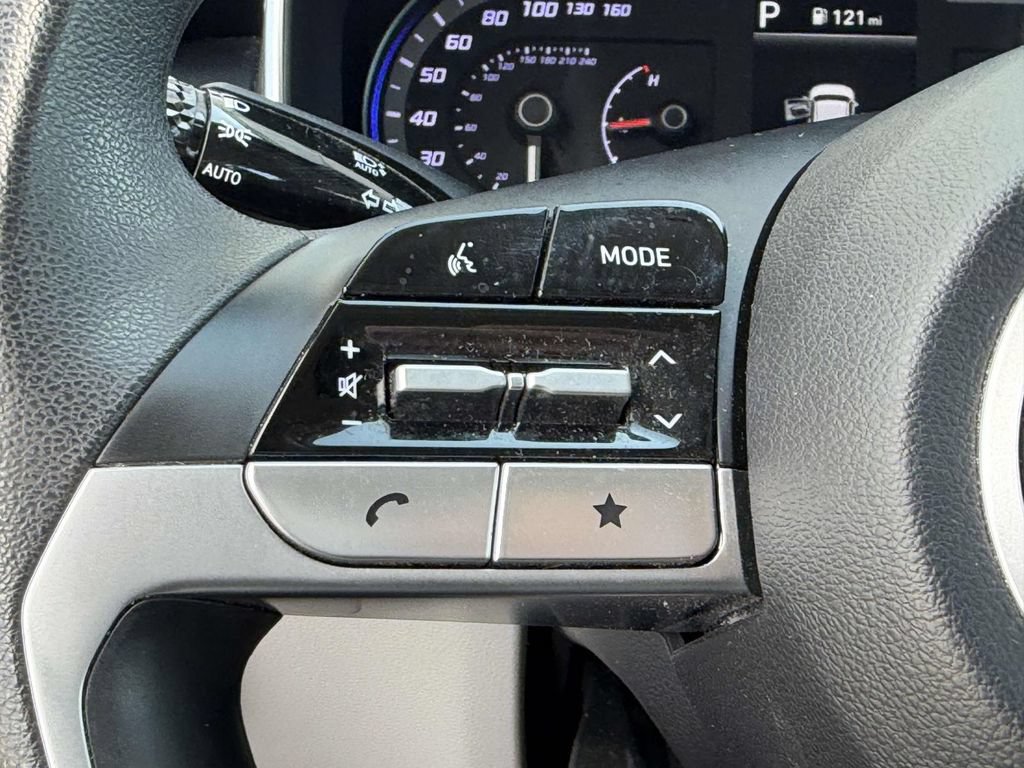 Certified 2024 Hyundai Tucson SE AWD/4WD image 21