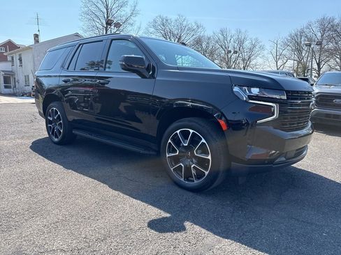 Used 2023 Chevrolet Tahoe RST w/ Luxury Package image 3