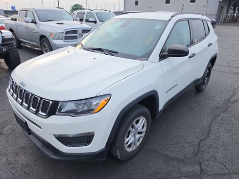 Used 2018 Jeep Compass Sport AWD/4WD image 7