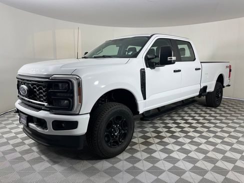 Certified 2024 Ford F250 XL w/ STX Appearance Package image 3