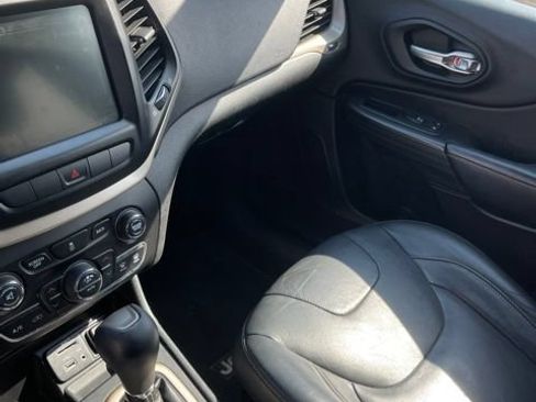 Used 2014 Jeep Cherokee Limited FWD image 13