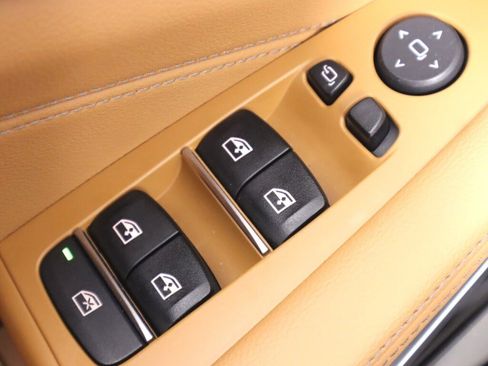 Used 2021 BMW X5 xDrive40i w/ Premium Package image 27