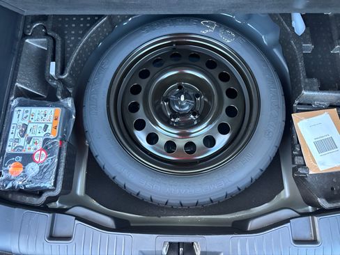 Used 2025 Ford Escape Active FWD image 36