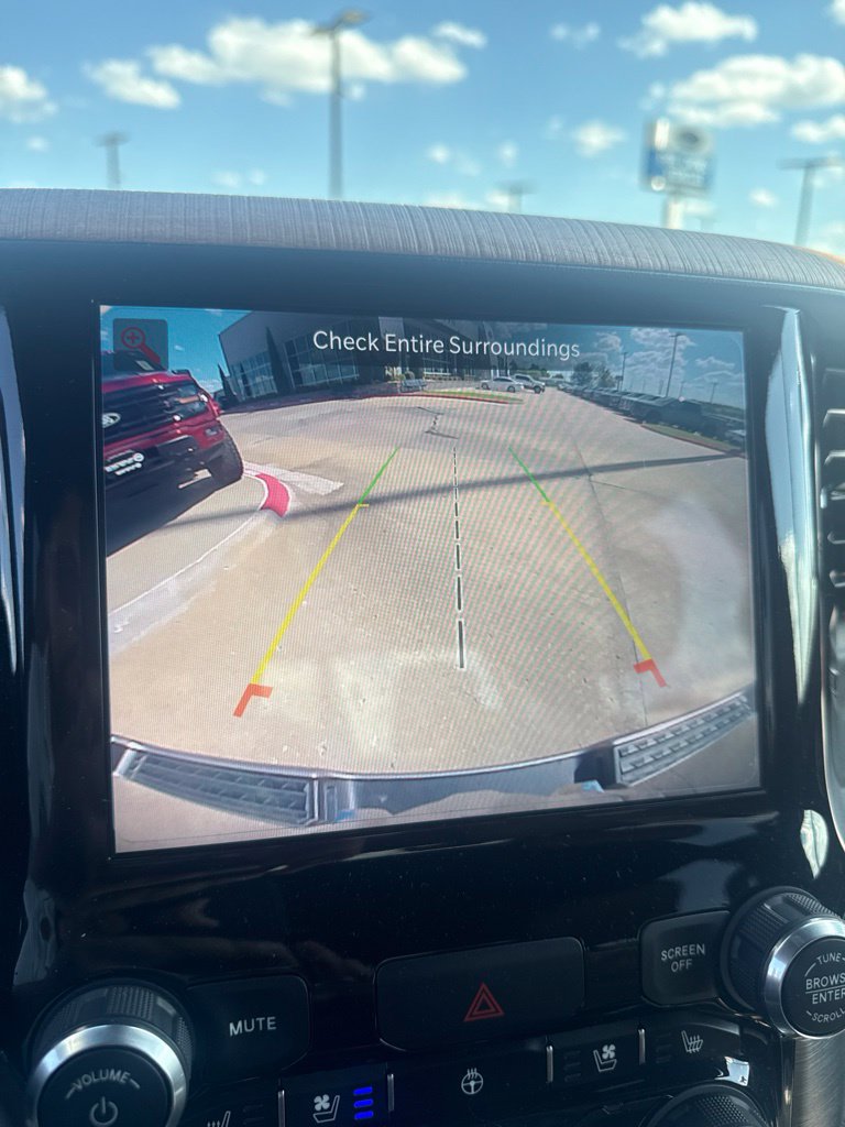 Used 2022 RAM 1500 Limited w/ Trailer Tow Group AWD/4WD image 18