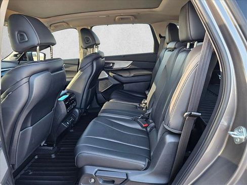 Used 2025 Acura MDX FWD w/ Technology Package image 15