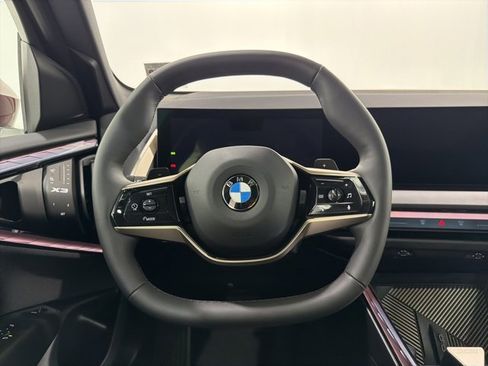 Used 2025 BMW X3 xDrive30i w/ Premium Package image 29