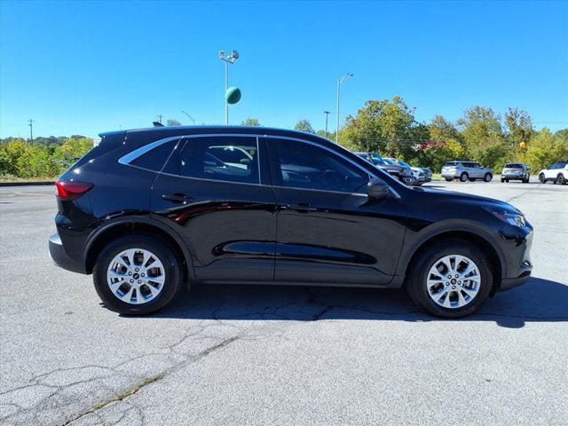 Used 2024 Ford Escape Active AWD/4WD image 4