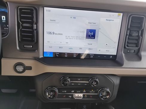 New 2025 Ford Bronco Big Bend w/ Black Diamond Package image 16