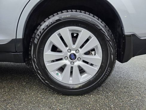 Used 2016 Subaru Outback 2.5i Premium AWD/4WD image 21