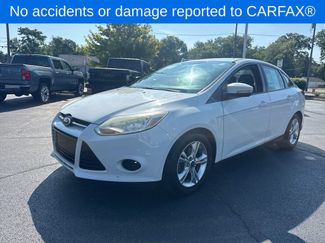 Used 2014 Ford Focus SE FWD video 2