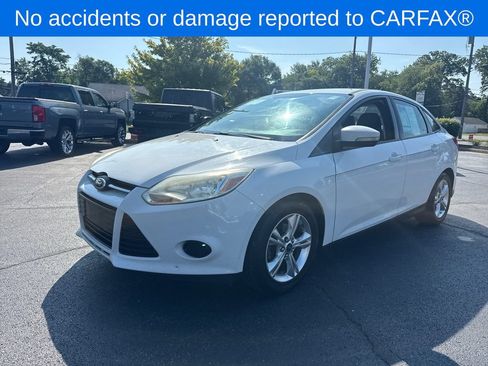 Used 2014 Ford Focus SE FWD image 2