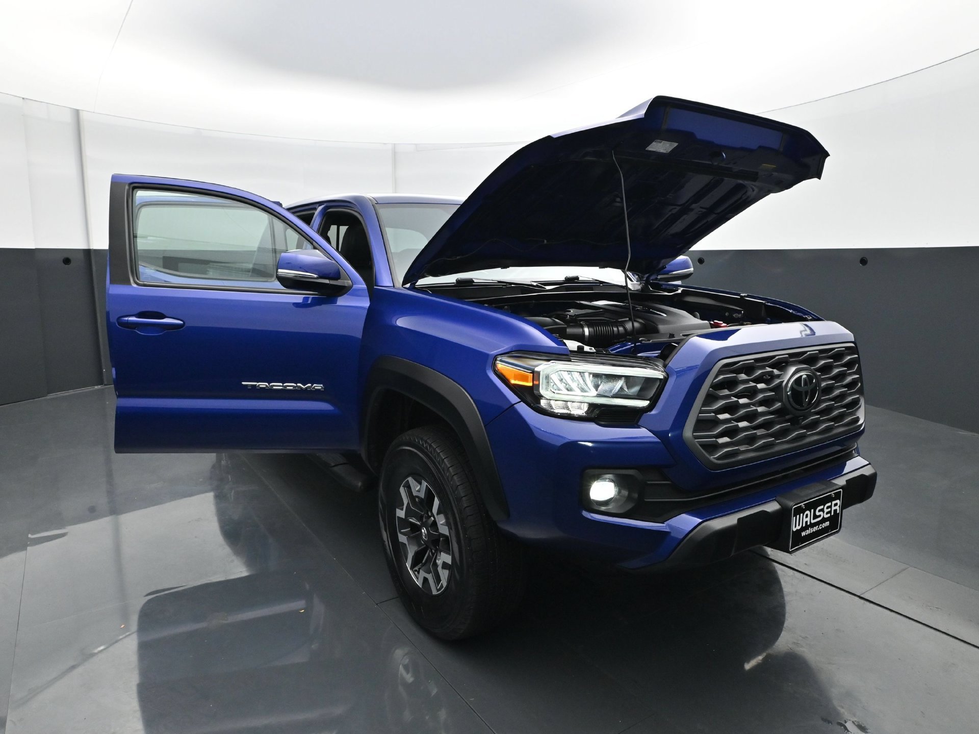 Used 2022 Toyota Tacoma TRD Off-Road w/ TRD Premium Off Road Package AWD/4WD image 38