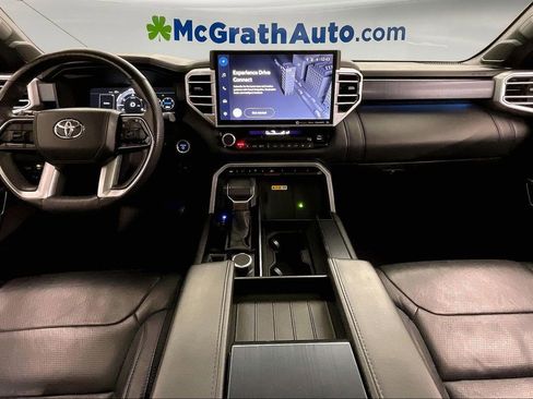 Used 2024 Toyota Sequoia Platinum AWD/4WD image 21