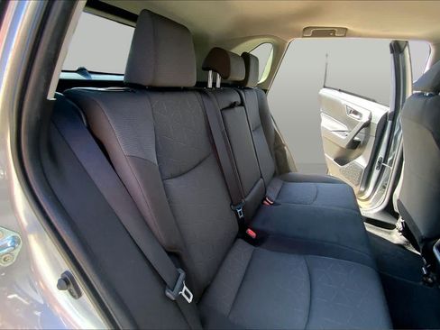 Used 2022 Toyota RAV4 XLE w/ Convenience Package AWD/4WD image 18
