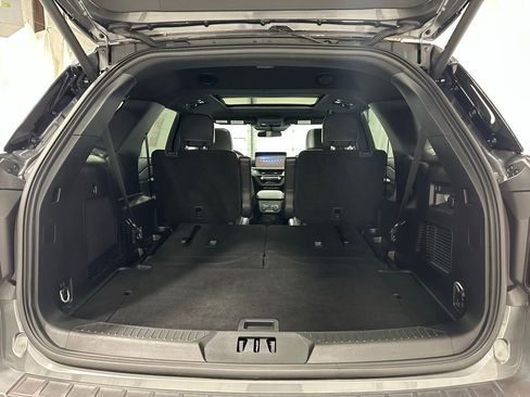 Used 2025 Ford Explorer ST-Line image 49
