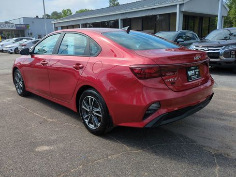 Used 2023 Kia Forte LXS w/ LXS Technology Package FWD image 7