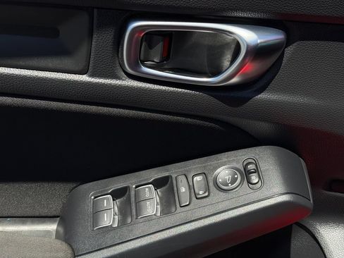 Used 2022 Honda Civic Sport image 24