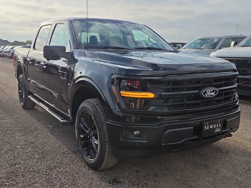 New 2026 Ford F150 XLT image 6