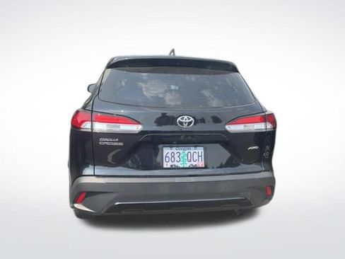 Used 2024 Toyota Corolla Cross L AWD/4WD image 4