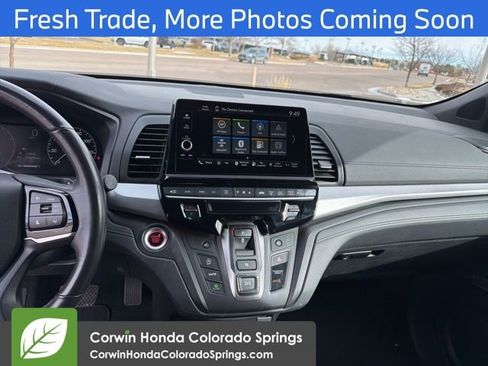 Used 2025 Honda Odyssey Sport-L image 12
