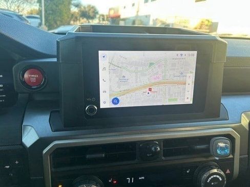 Used 2024 Toyota Tacoma TRD Sport image 13