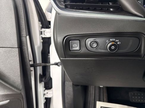 Used 2020 Buick Enclave Avenir w/ Avenir Technology Package image 24