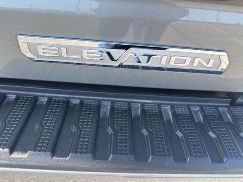 Used 2023 GMC Sierra 1500 Elevation AWD/4WD image 5