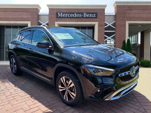 Certified 2025 Mercedes-Benz GLA 250 image 3