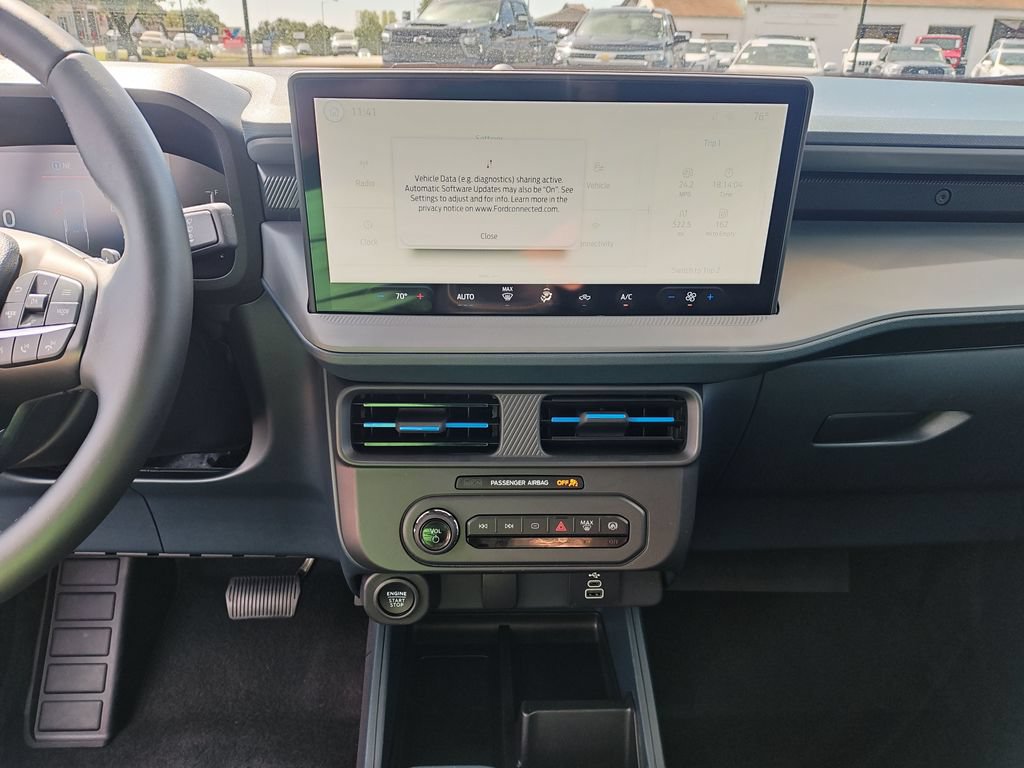 Used 2025 Ford Maverick Lobo AWD/4WD image 21