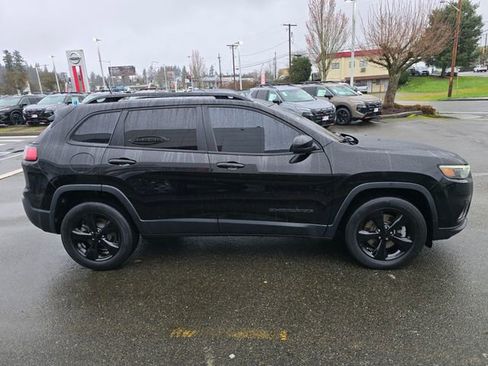 Used 2021 Jeep Cherokee Altitude image 6