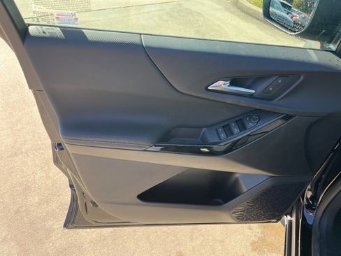 New 2026 Chevrolet Equinox LT image 12