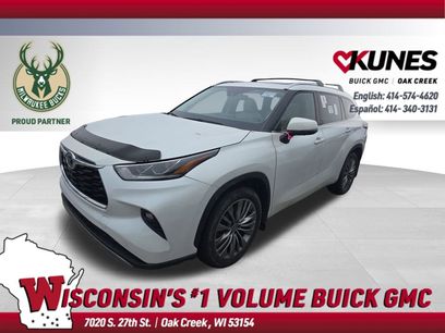 Used 2022 Toyota Highlander Platinum