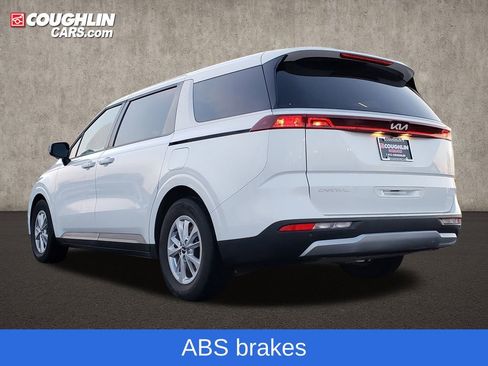 Used 2024 Kia Carnival LX image 6