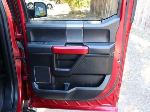 Used 2019 Ford F150 Lariat w/ Equipment Group 502A Luxury image 26