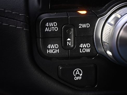 Used 2019 RAM 1500 Limited AWD/4WD image 34