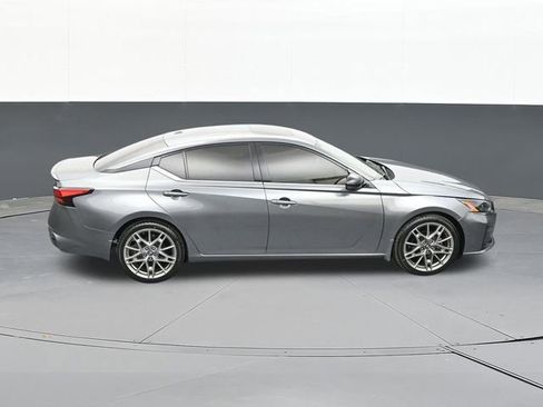 Used 2023 Nissan Altima 2.0 SR image 62