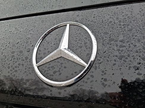 Certified 2023 Mercedes-Benz GLB 250 4MATIC image 30