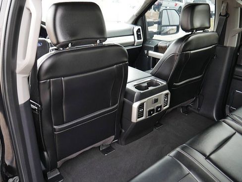 Used 2020 Ford F250 Lariat w/ Lariat Ultimate Package image 15