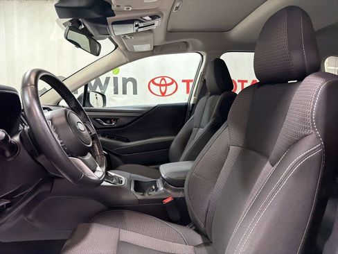 Used 2025 Subaru Outback Premium image 23