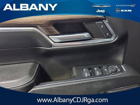 Used 2024 Chevrolet Silverado 1500 LT image 24