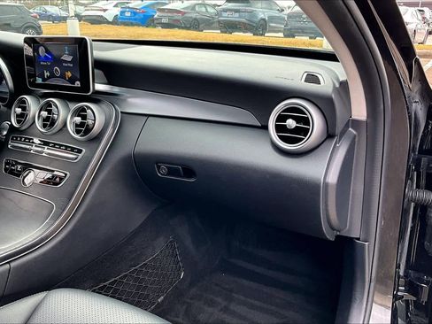 Used 2017 Mercedes-Benz C 300 Sedan image 16