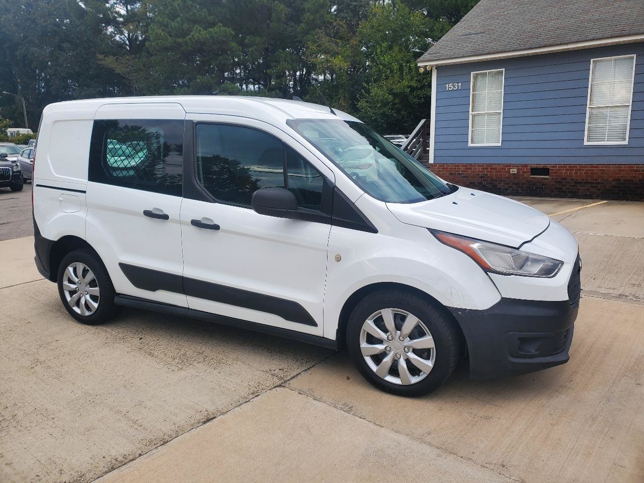 Used 2019 Ford Transit Connect XL FWD image 3